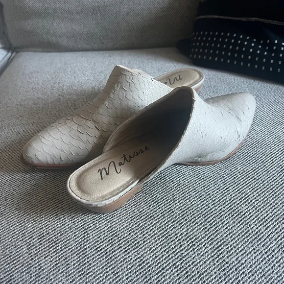 Matisse Shoes Matisse Clover Mule Ivory Poshmark